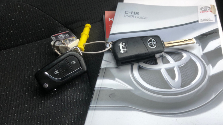 Toyota Yaris Cross 1.5 Hybrid Design 5dr CVT Hybrid Estate